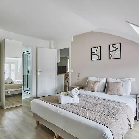 Apartment Superbe Arc De Triomphe/champs Elysees By Studioprestige Paris