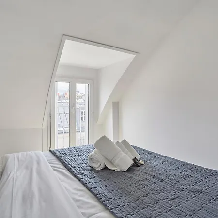Superbe Arc De Triomphe/champs Elysees By Studioprestige Apartment